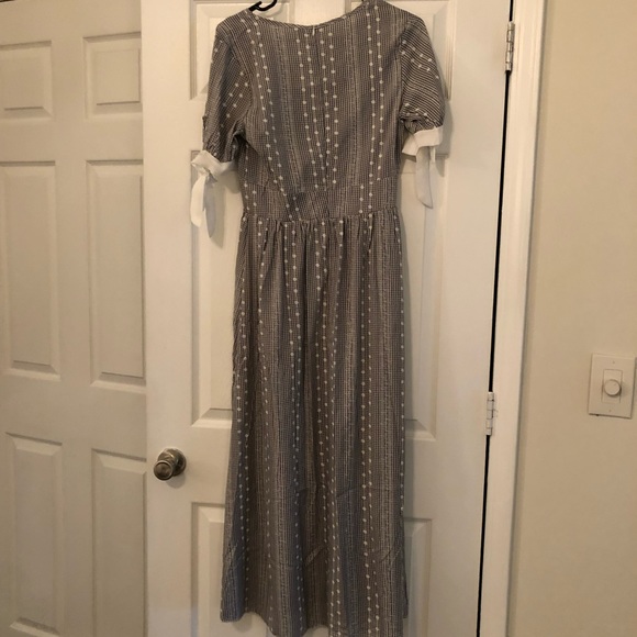 “Period” Dress - Picture 2 of 2